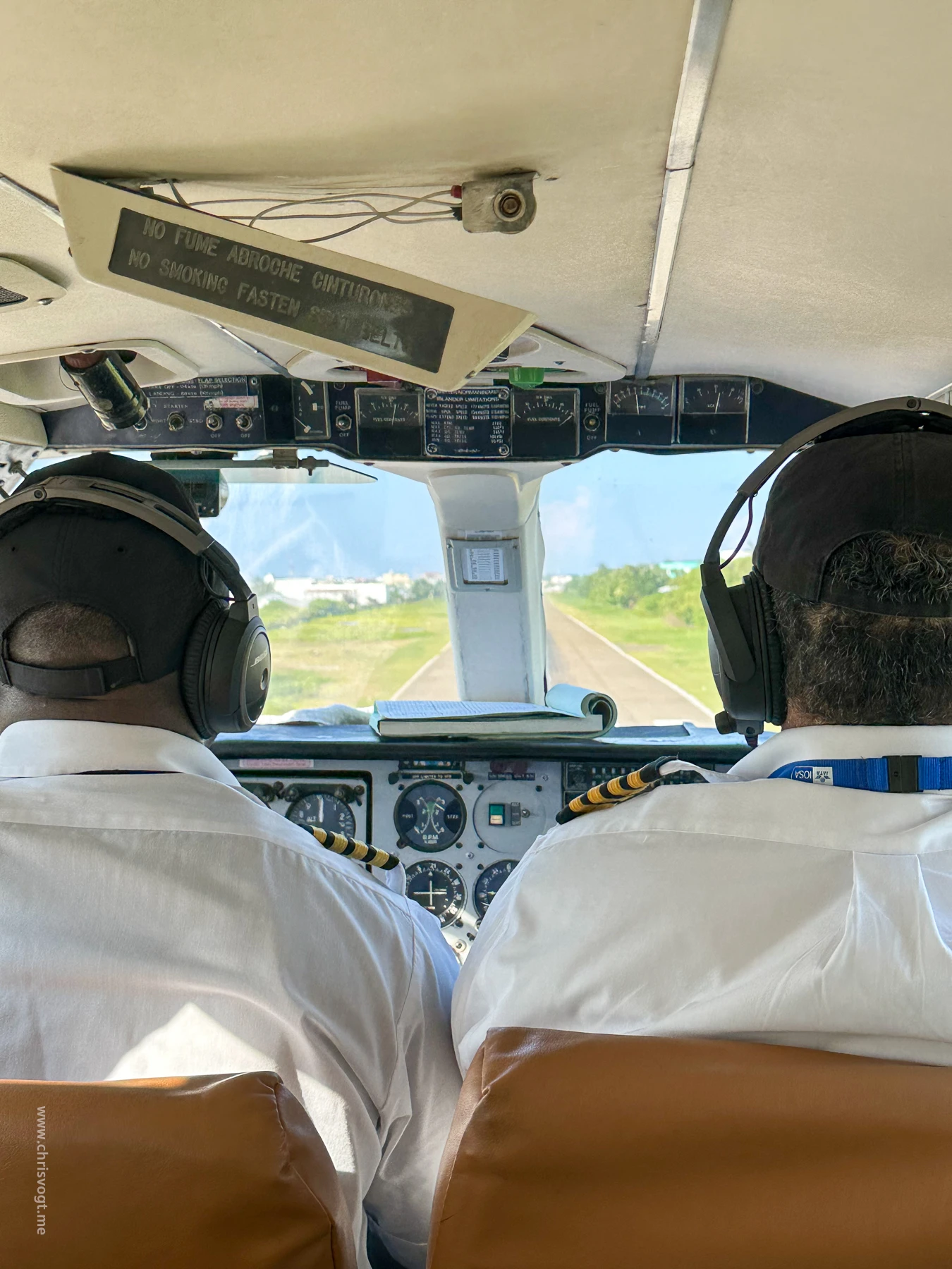 My pilots landing the Cessna 182 Skylane