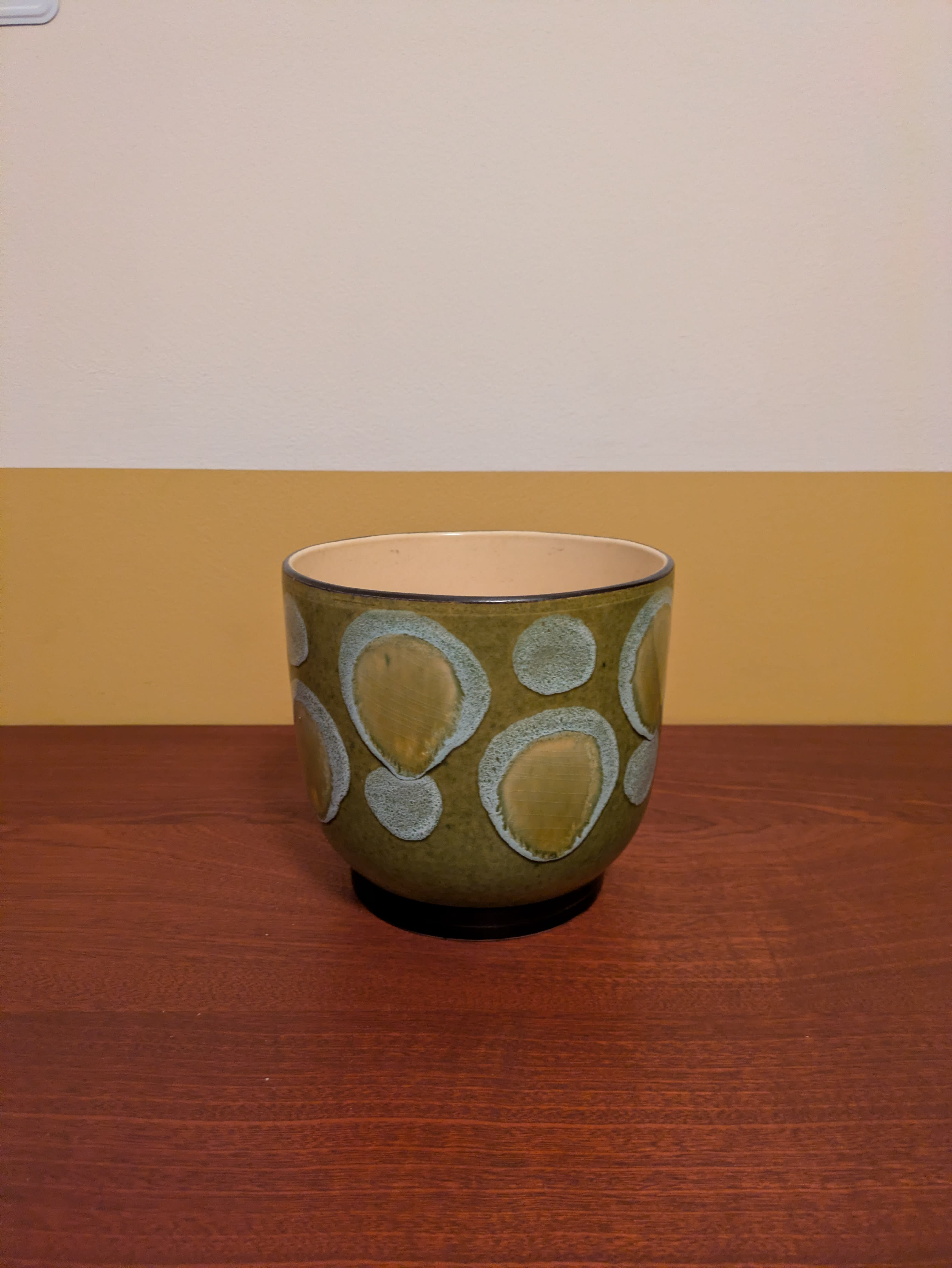 Large vintage BPF Heffen Belgium yellow plant pot