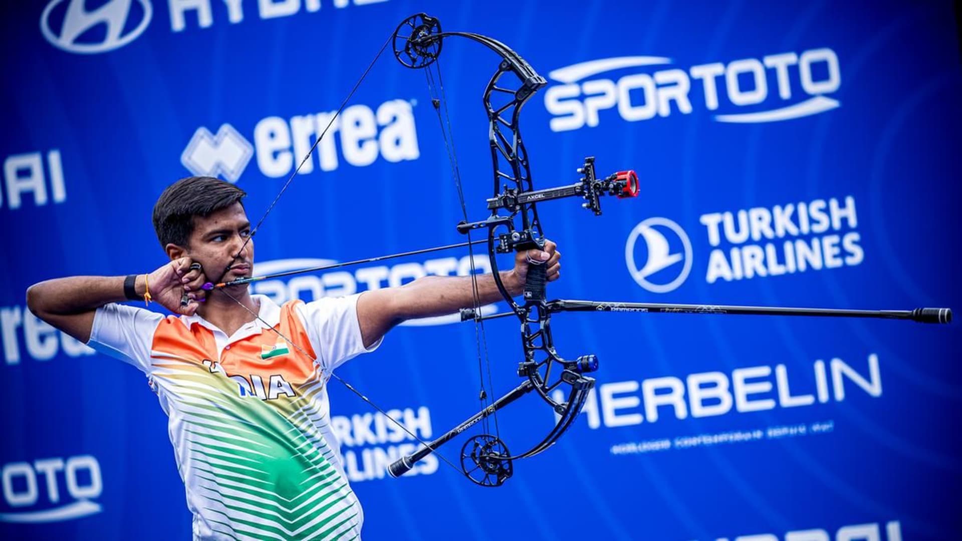 विश्व तीरंदाजी चैंपियनशिप: भारत ने जीते दो पदक, पुरुष और मिश्रित टीमें फाइनल में