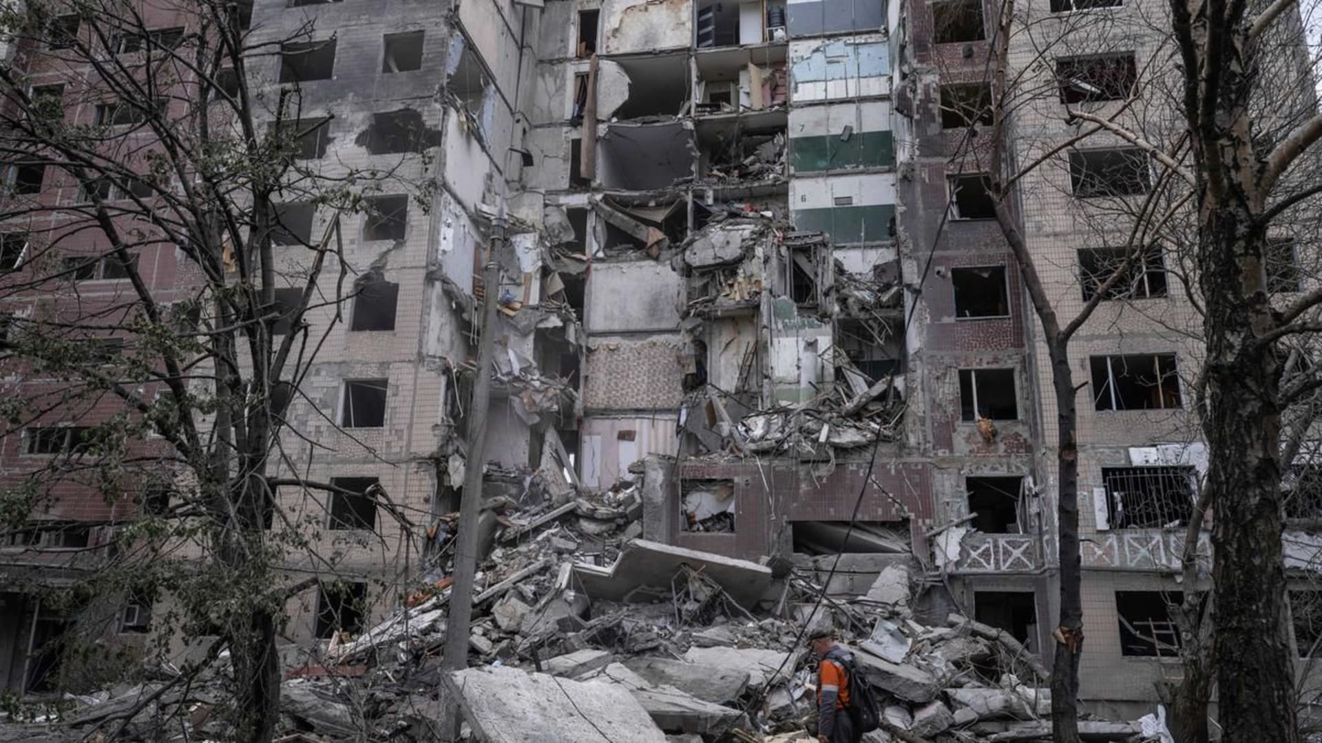 रूस के यूक्रेन पर हमलों के बाद पोलैंड ने बढ़ाई हवाई सुरक्षा