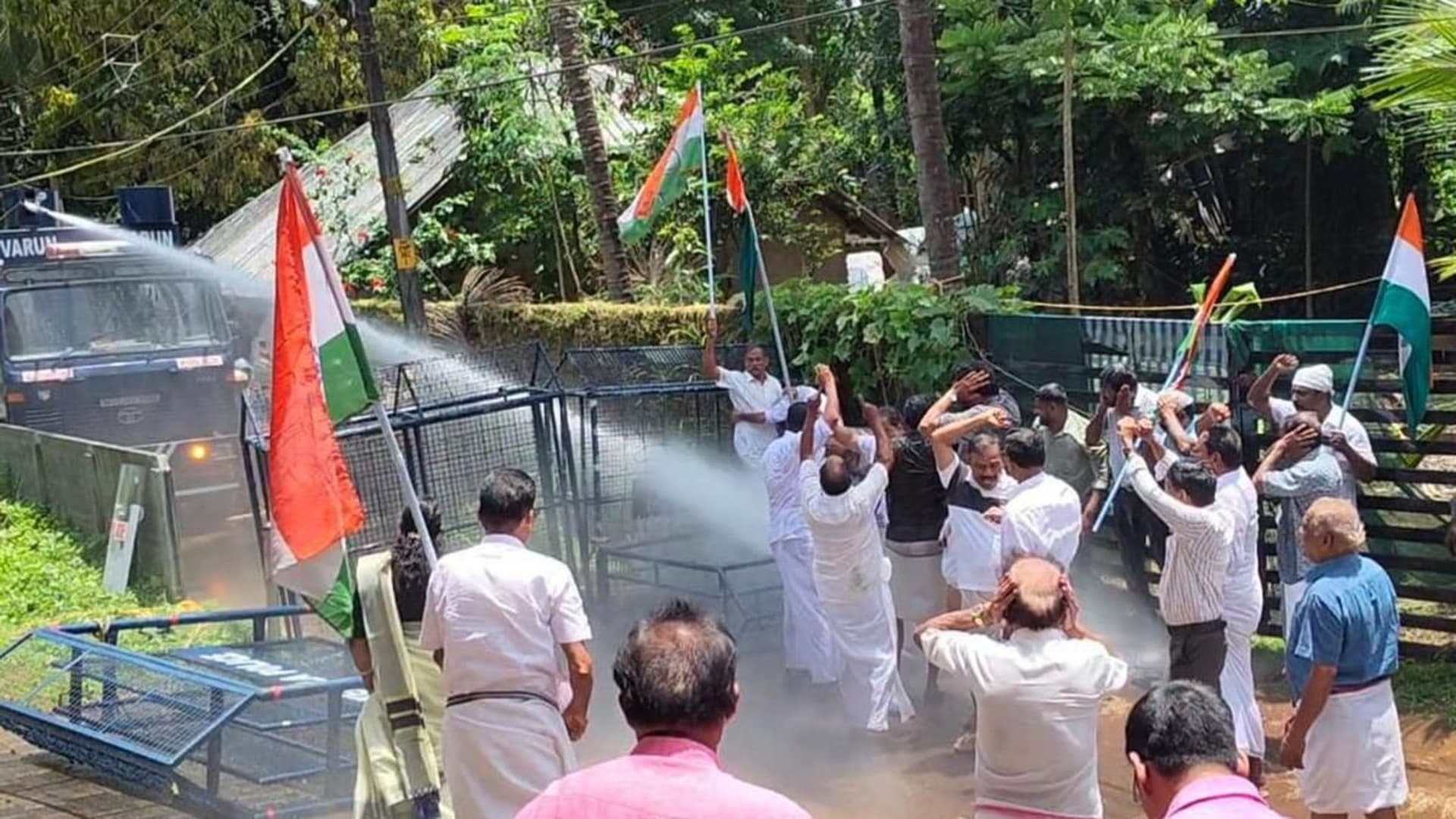 राहुल गांधी को 'गोली मारने' की धमकी: केरल बीजेपी नेता पर केस दर्ज, कांग्रेस ने बताया 'बड़ी साजिश'