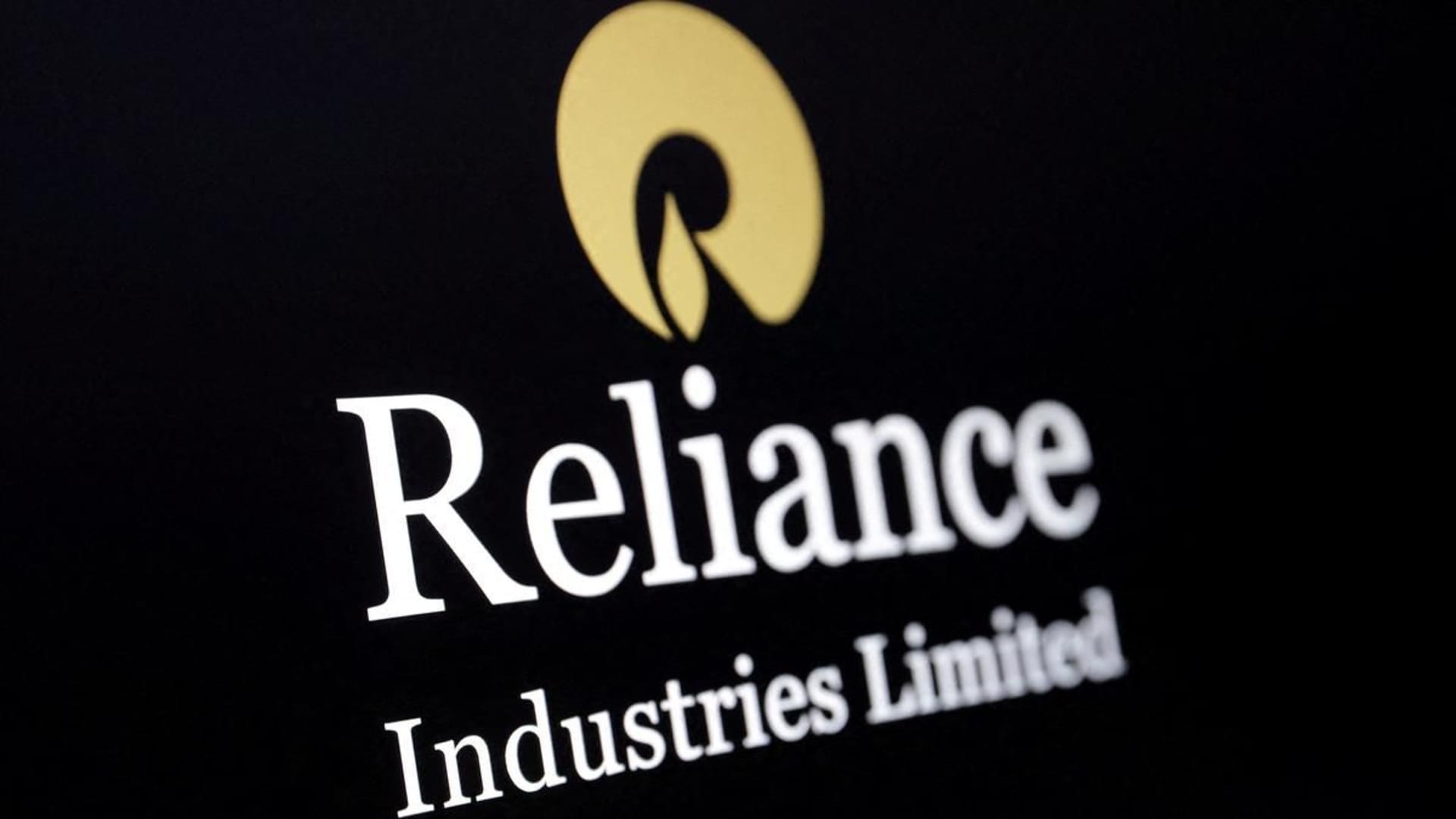 रिलायंस इंडस्ट्रीज का दूसरी तिमाही में शानदार मुनाफा, 14.3% बढ़कर ₹22,092 करोड़ हुआ