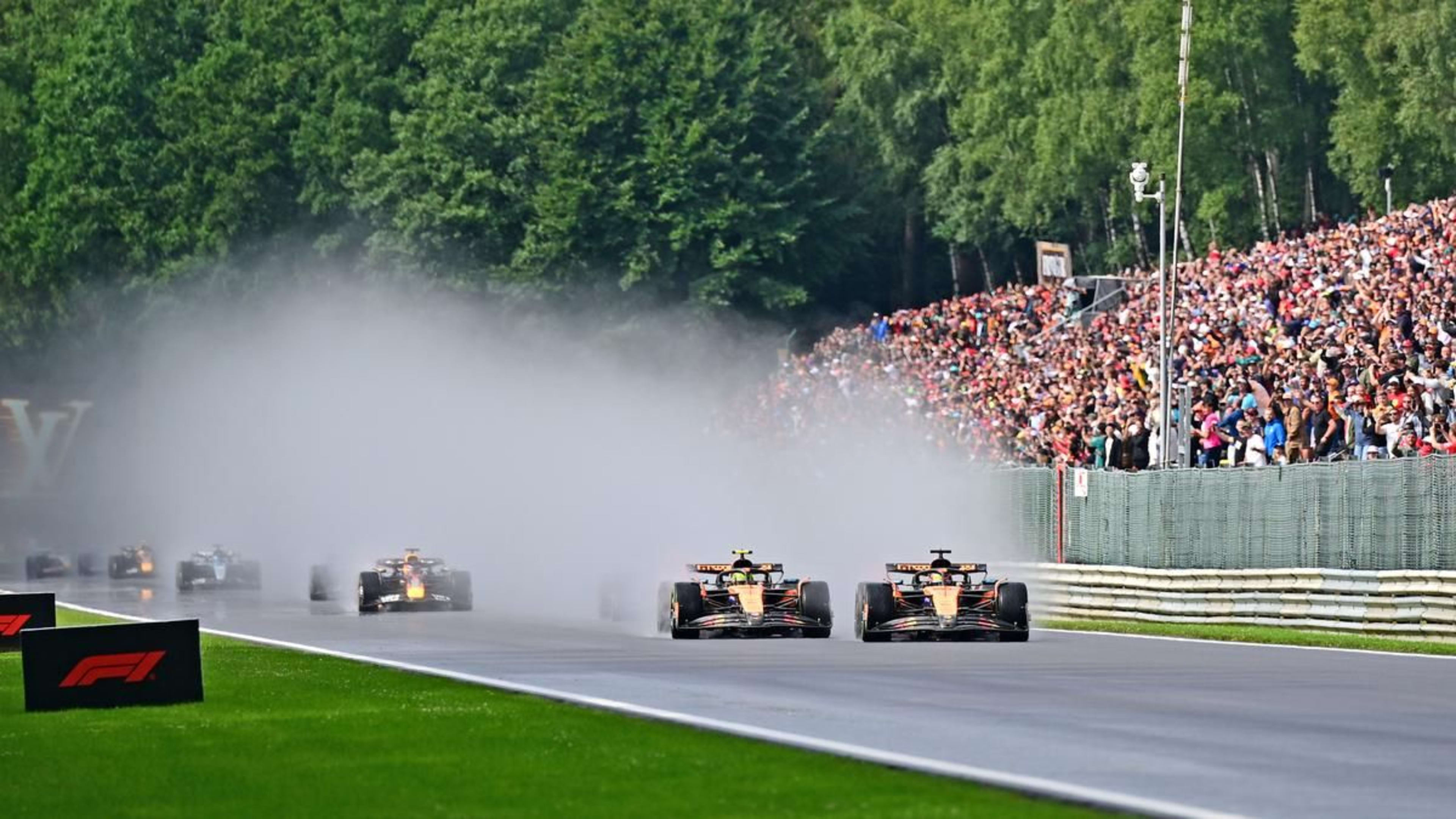 फ़ॉर्मूला वन में मैकलारेन का जलवा जारी, क्या बदलेगा 2026 में सब कुछ?