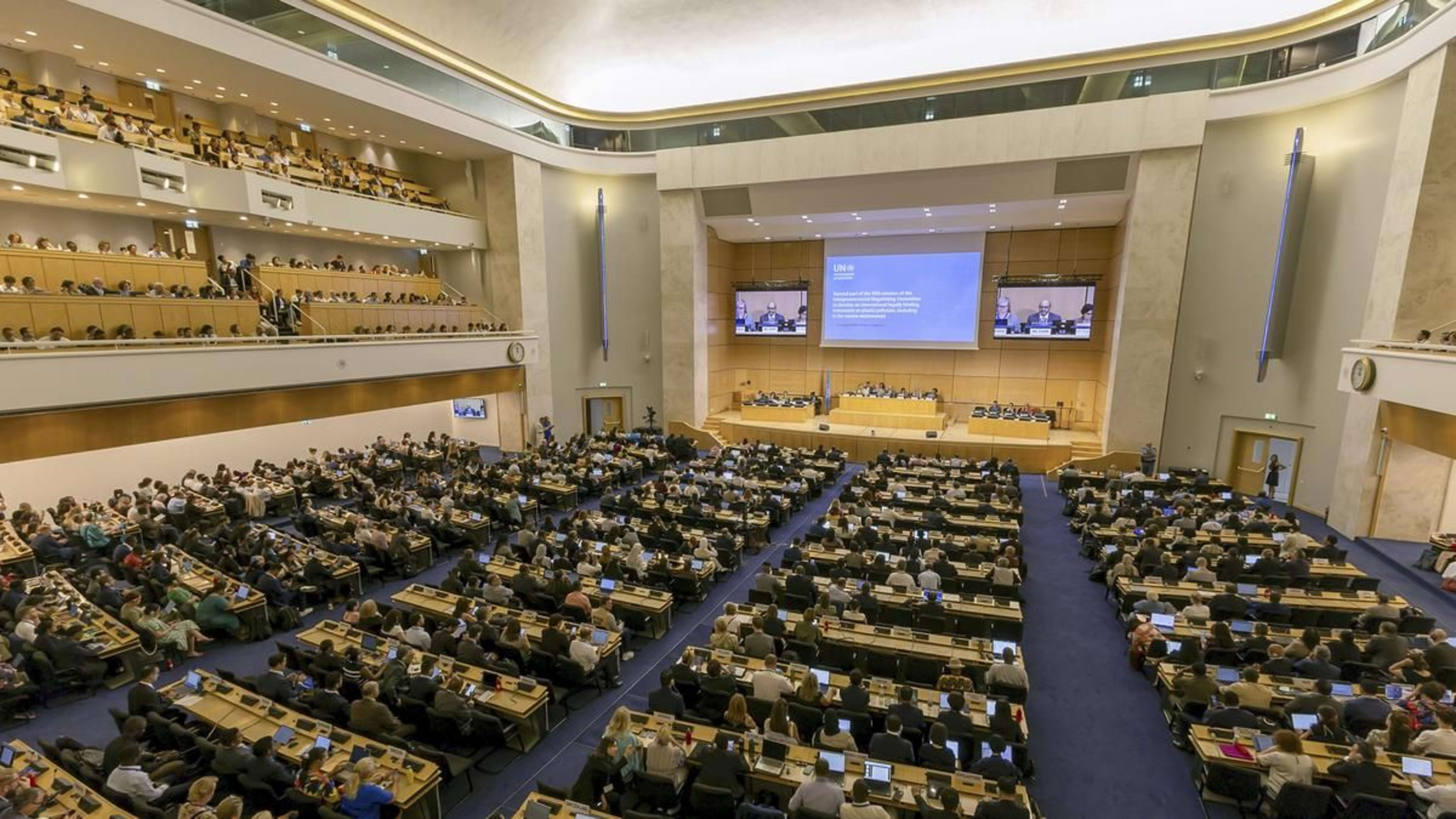 प्लास्टिक प्रदूषण संधि वार्ता: सहमति अब भी दूर, भारत ने उत्पादन पर सीमा का किया विरोध