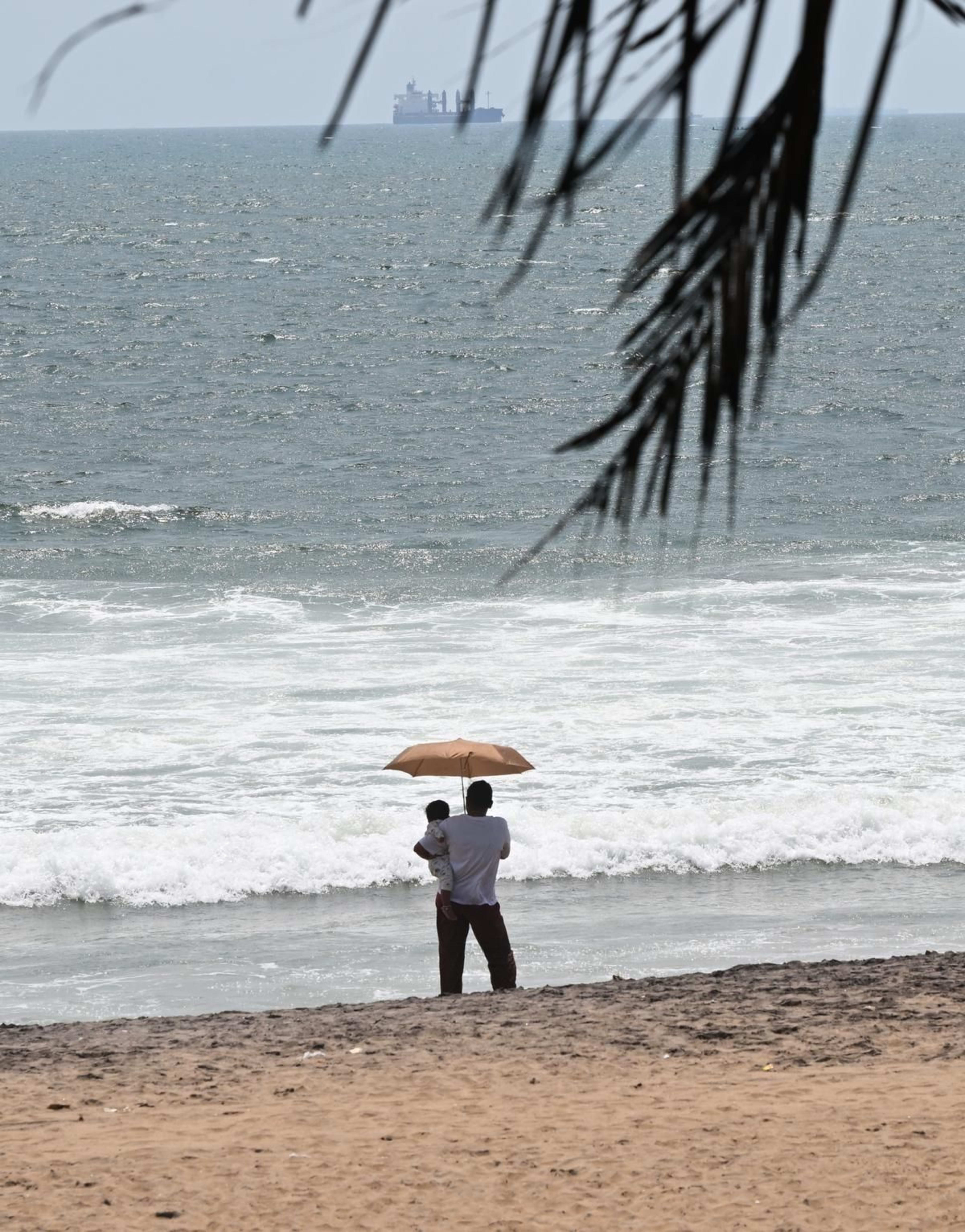 बच्चों से मिलने के अधिकार को लेकर जूझ रहे पिता: चौंकाने वाली रिपोर्ट