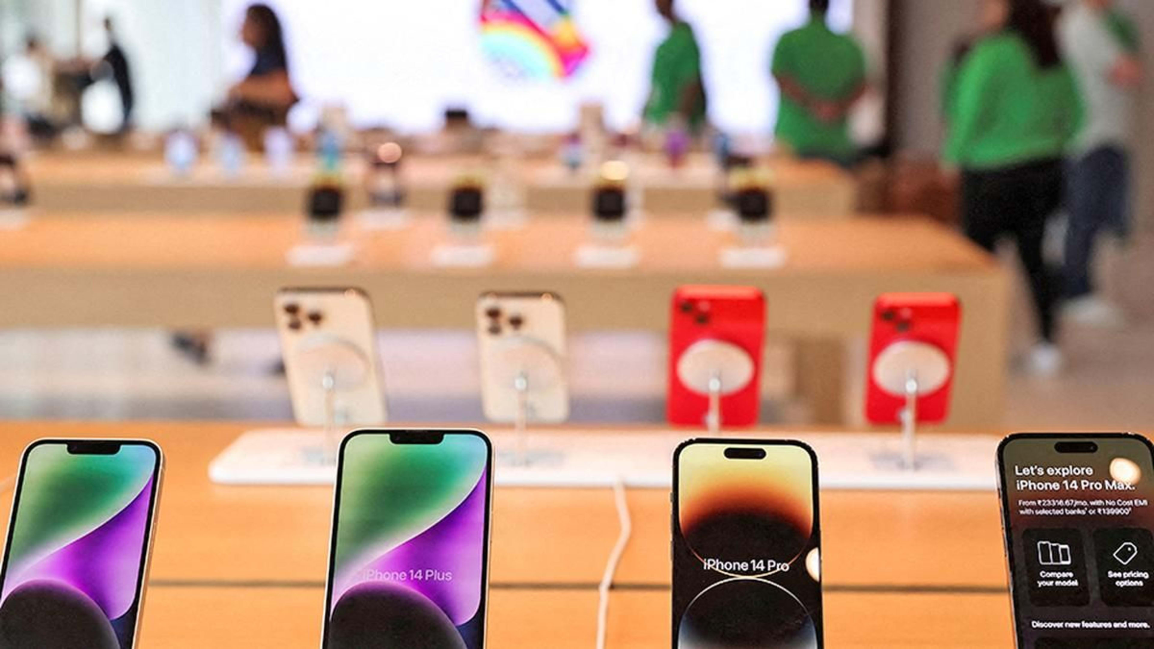 अमेरिकी टैरिफ के बावजूद भारत का स्मार्टफोन और चिप उद्योग मजबूत: क्या है पूरी बात?