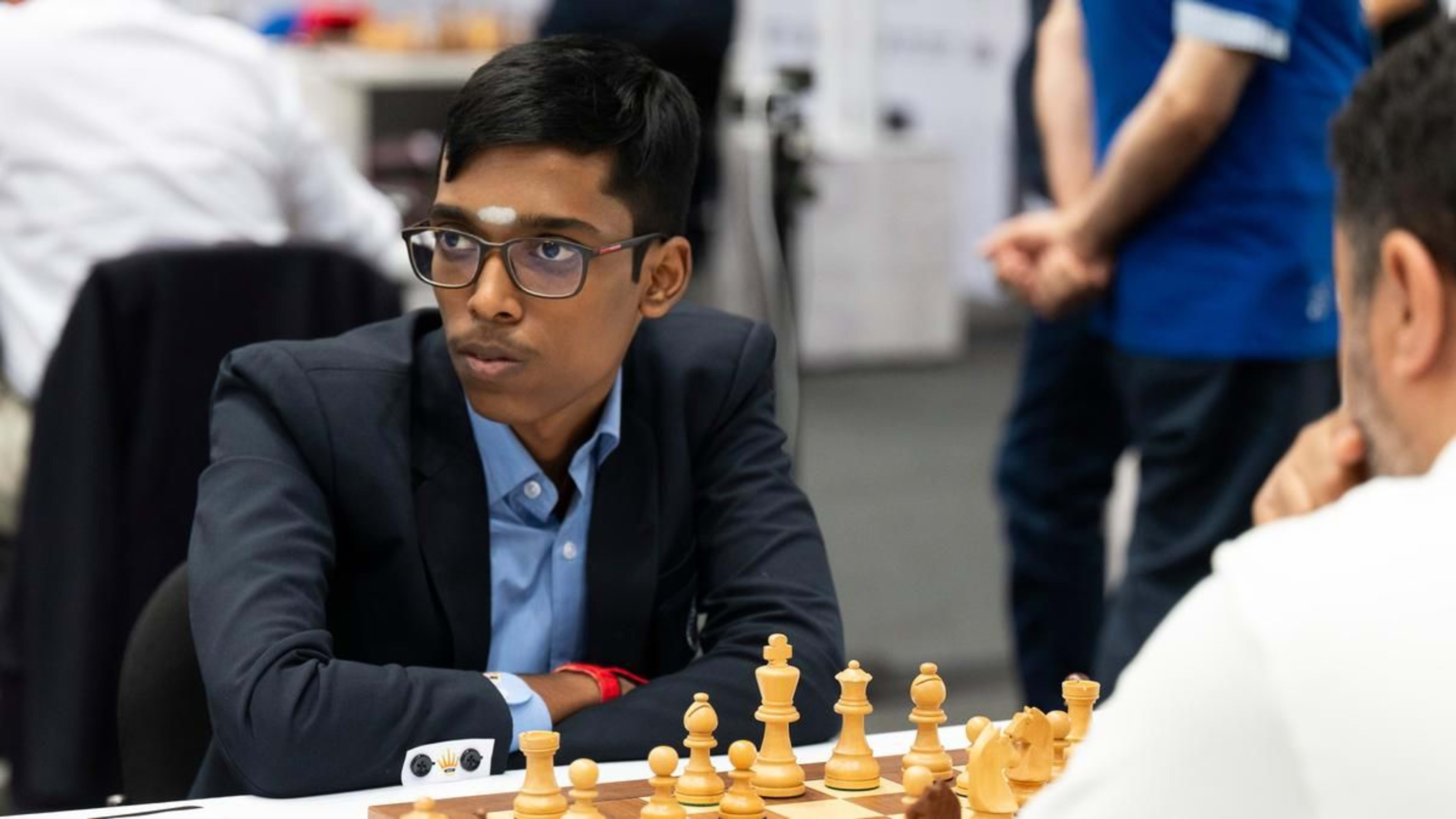 सिंकफील्ड कप: प्रज्ञानानंद संयुक्त बढ़त पर, विश्व चैंपियन गुकेश को मिली हार