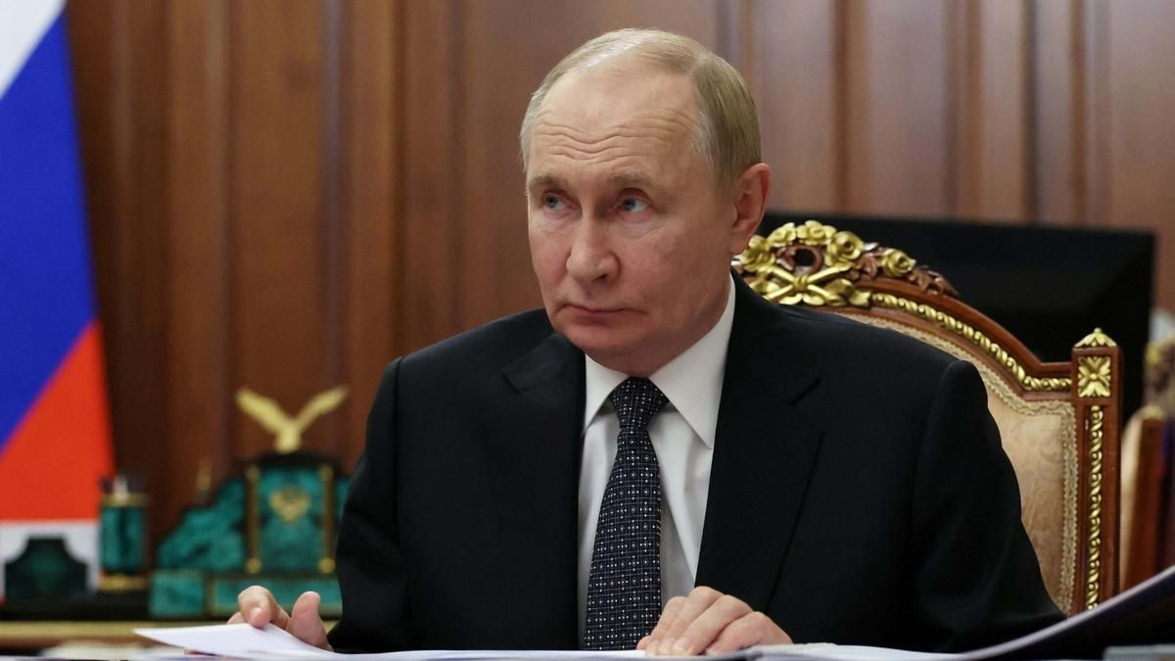 रूस ने यूक्रेन में यूरोपीय सेना और ज़ेलेंस्की-पुतिन की जल्द बैठक से किया इनकार