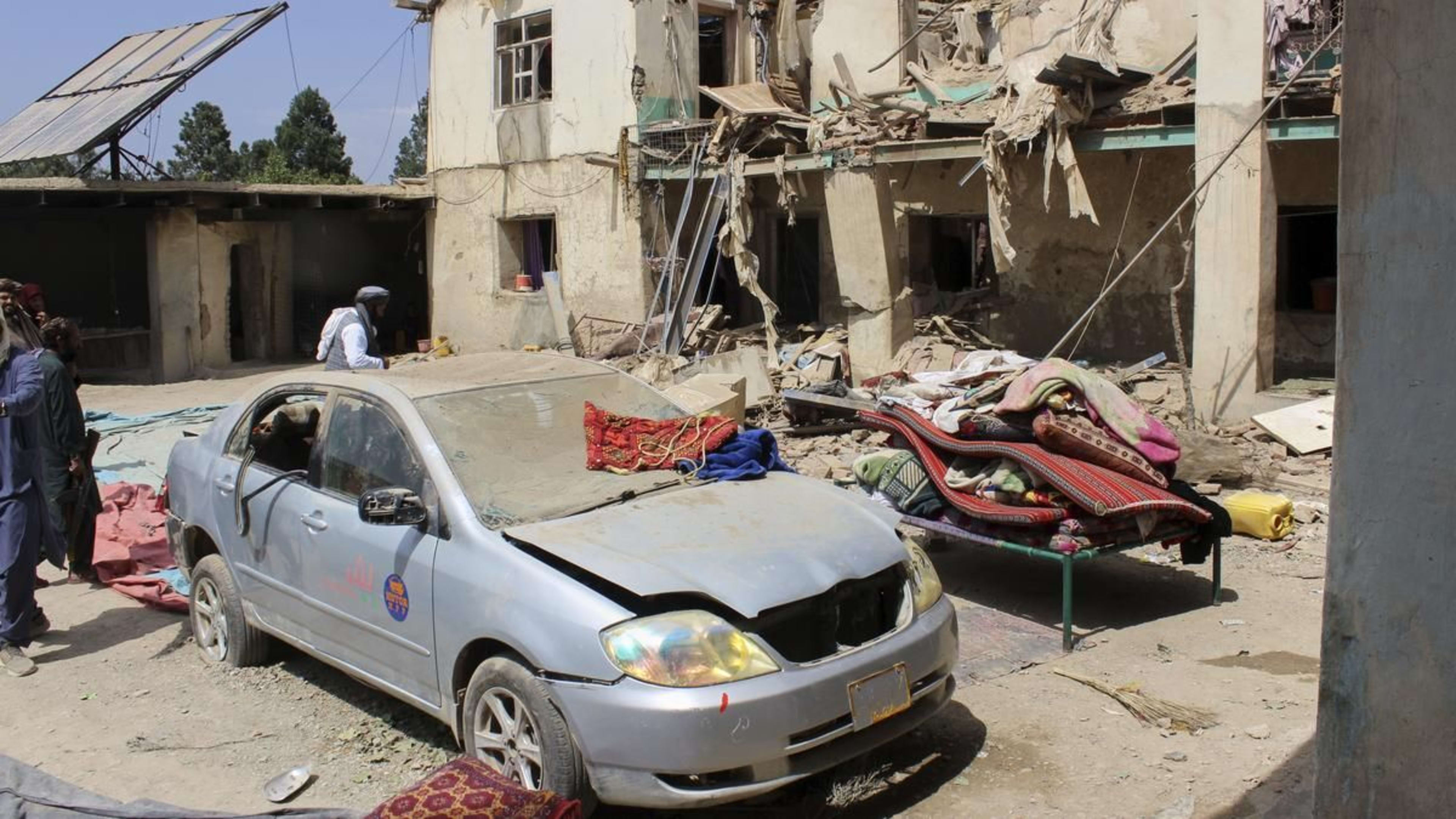 अफगानिस्तान पर हुए हवाई हमले: काबुल ने पाकिस्तान को ठहराया जिम्मेदार, 3 लोगों की मौत