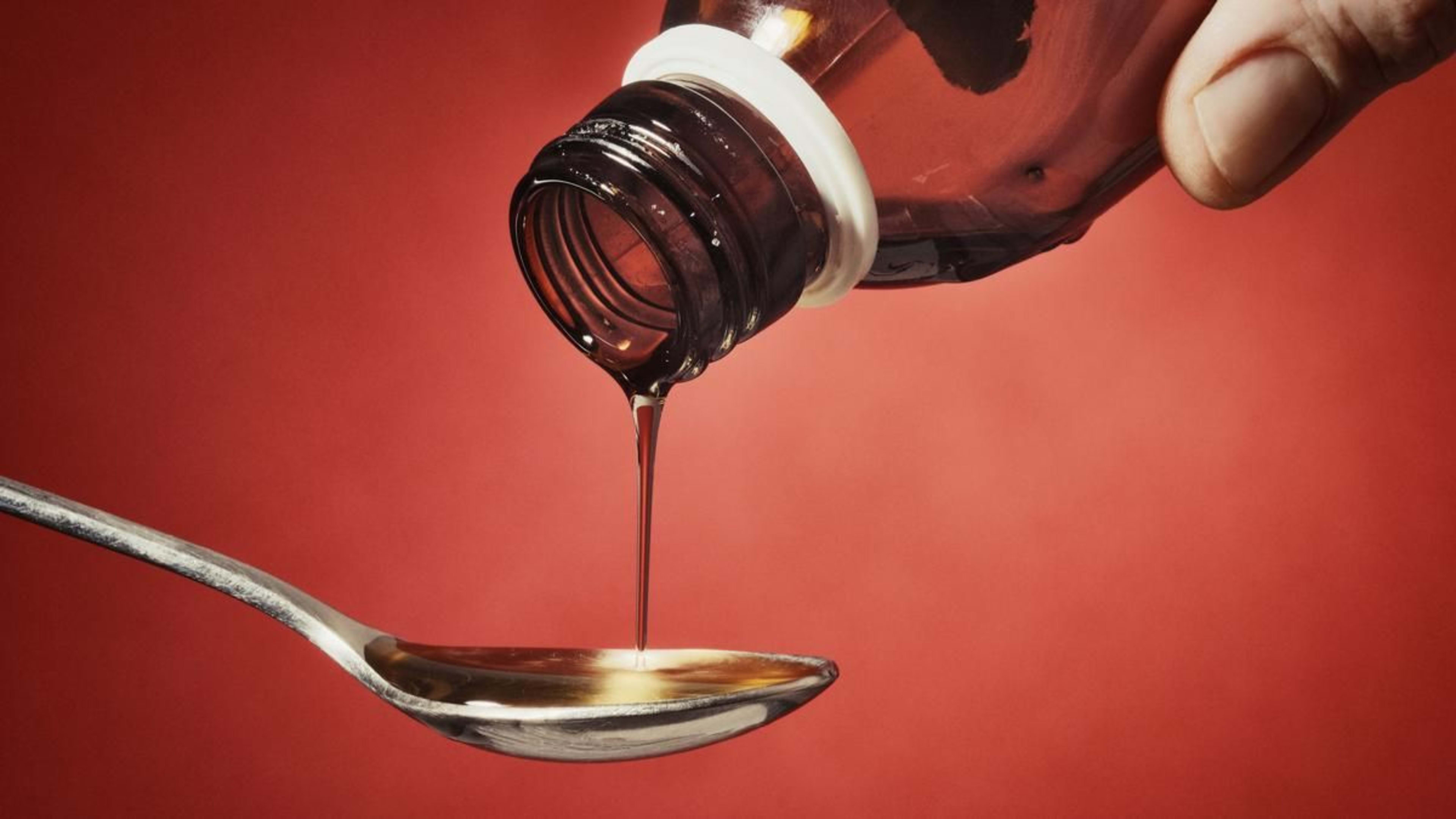 जहरीले कफ सिरप से बच्चों की मौत: सुप्रीम कोर्ट जल्द सुनवाई के लिए सहमत