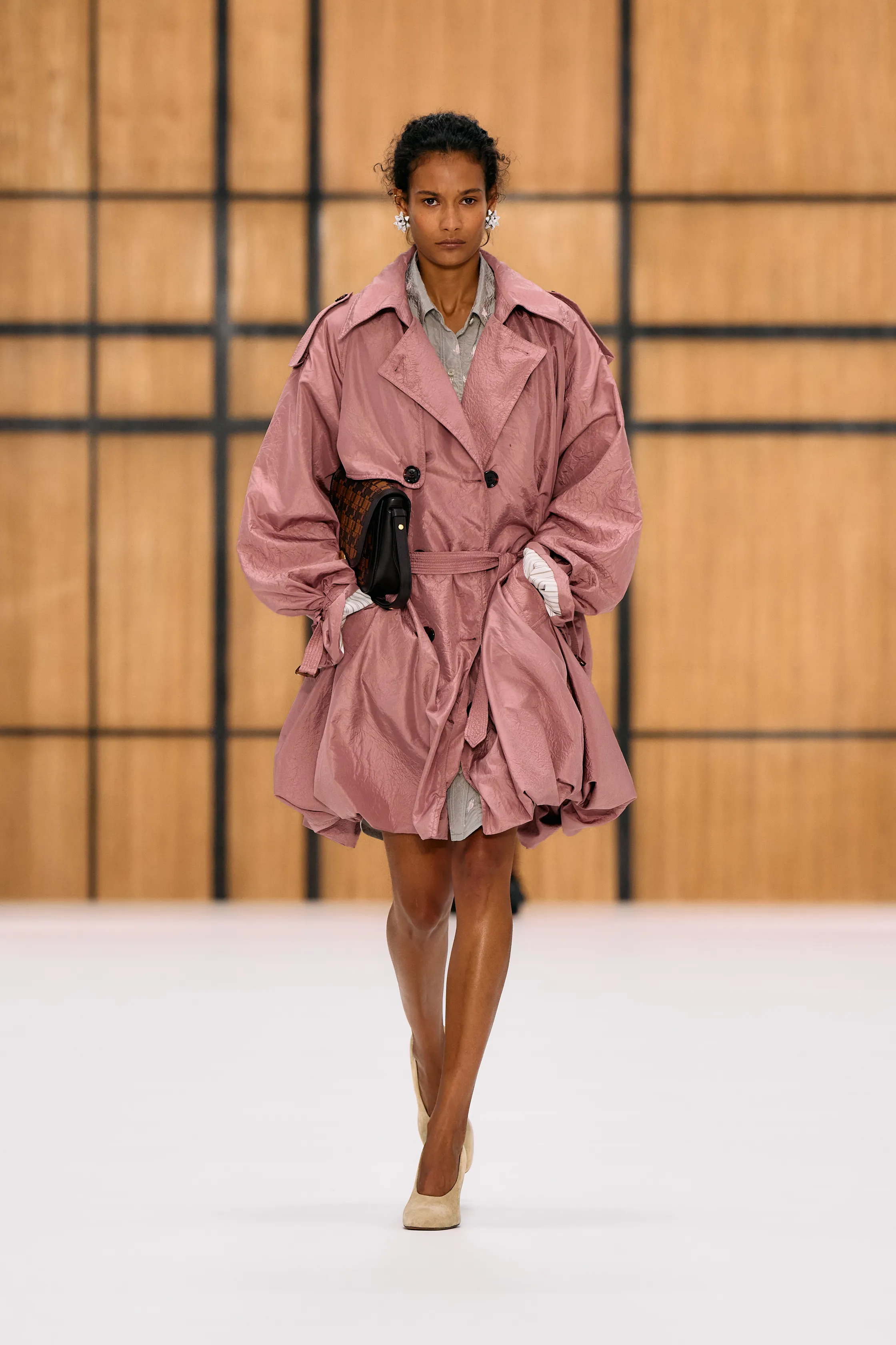 LFW: Burberry S/S 2027