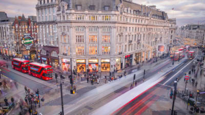 News-articles---Oxford-Street.jpg