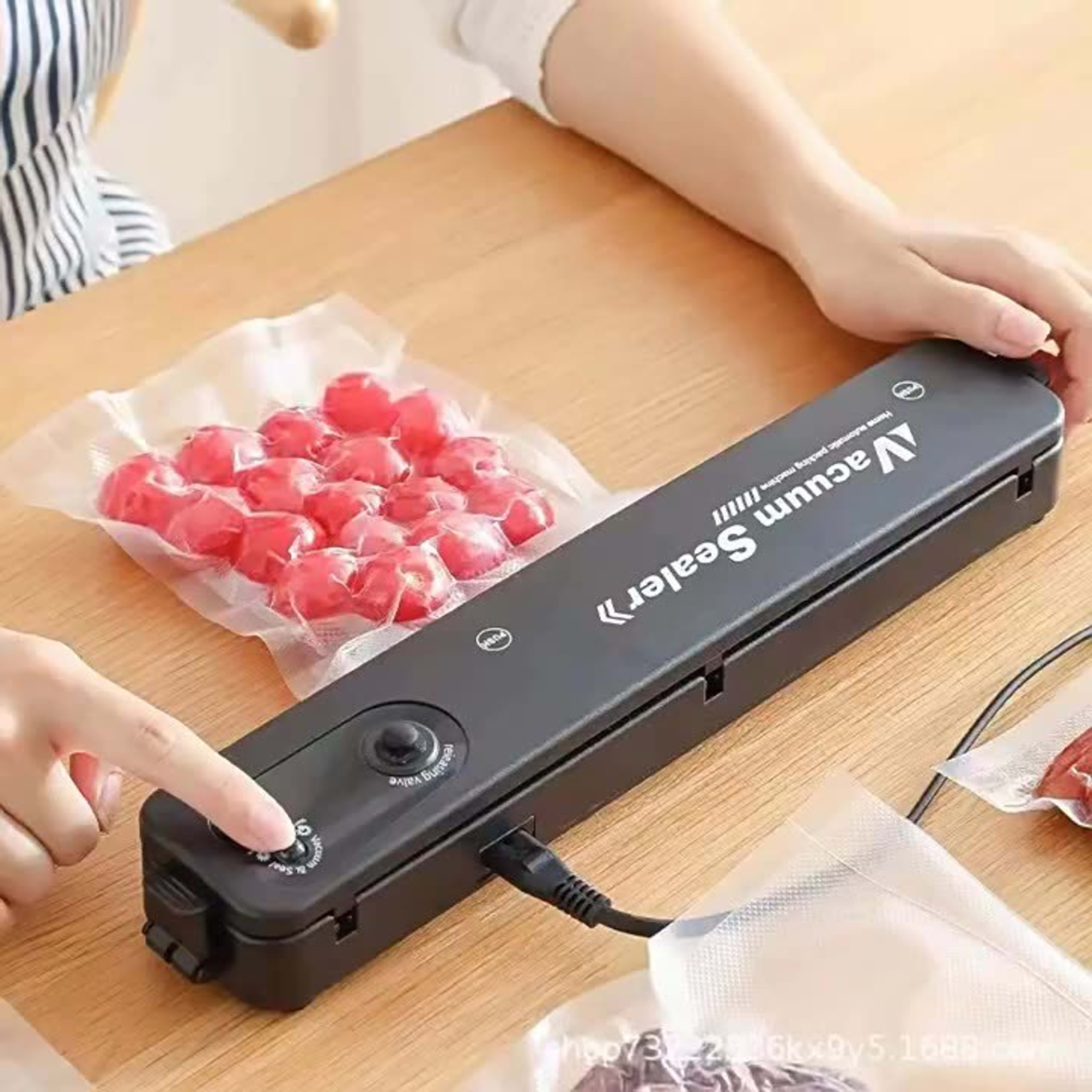 Vacuum Sealing Machine