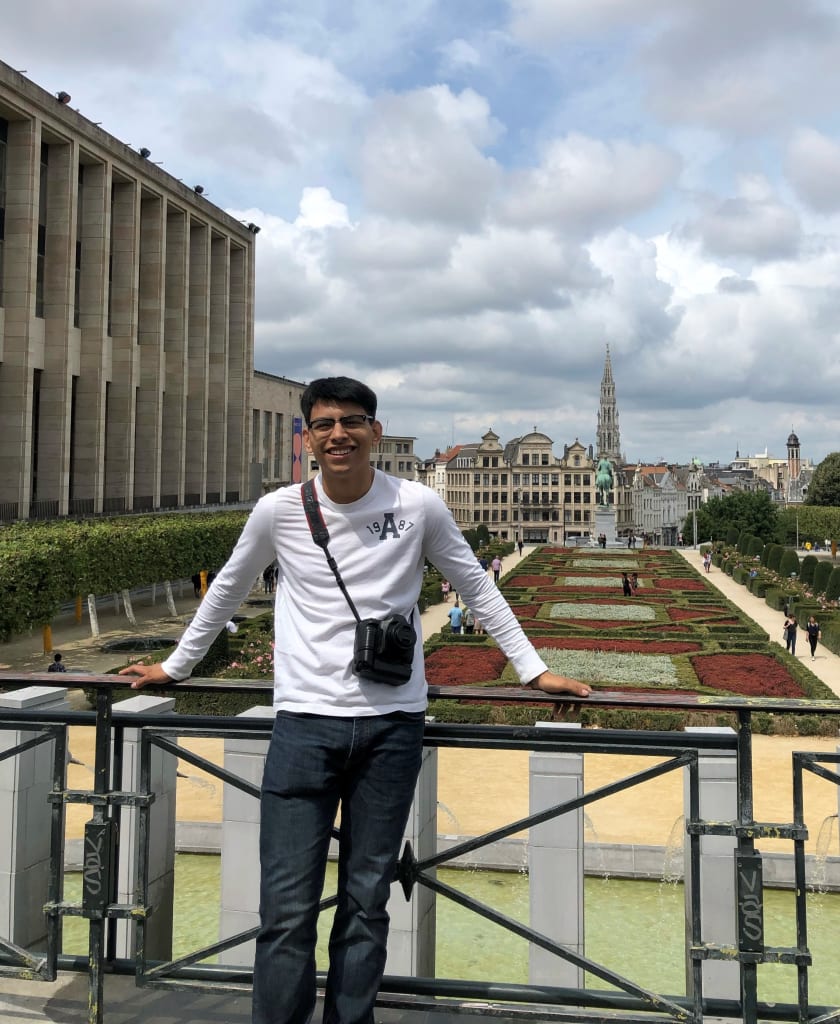 Photo of Sol Garay in front of the Mont des Arts, Brussels.