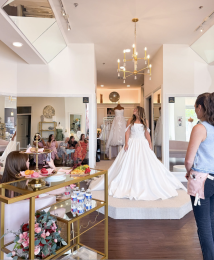 Elizabeth Scott Bridal photo 1 of 6