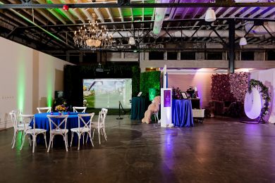 Reserve The GreenRoom photo 9 of 10