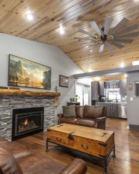 67804c5a-fd91-42aa-8b65-647a6663a1e4-1