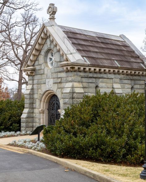 d858966c-6050-4a4c-b55f-8eeeda3bf686-1