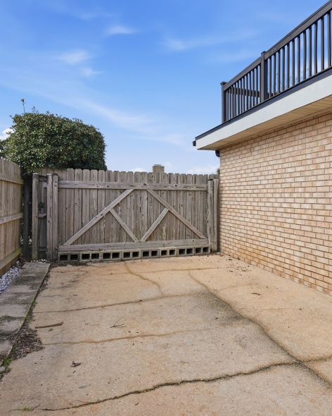 e89e2187-95b1-4558-9990-6cd0781d82c5-2