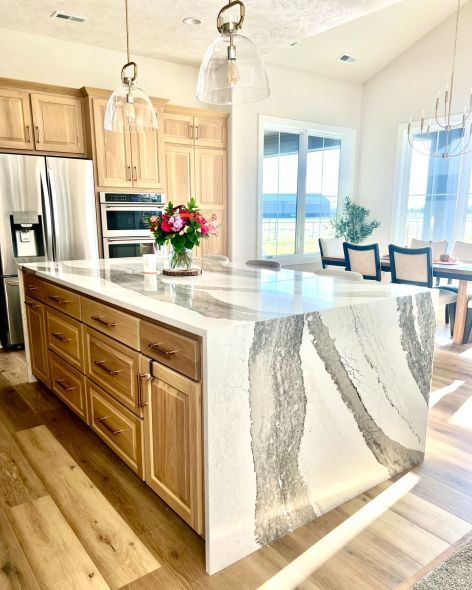 9991f844-31b2-4571-a594-12ce96a15693-1