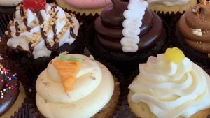 Smallcakes: A Cupcakery and Creamery - Chesterfield, MO
