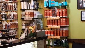 Bombaii Cutters Hair Salon