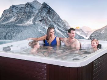 Mauls Highlakes Spas LLC