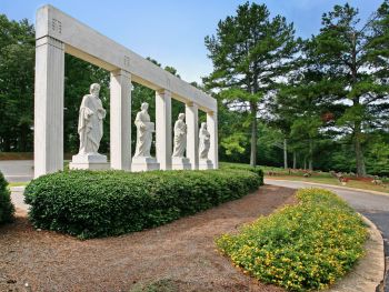 Forest Lawn Funeral Home & Memorial Gardens