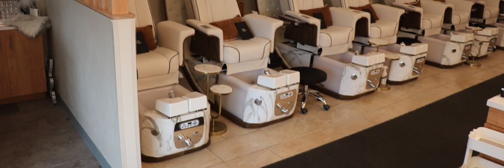 Glo Nails & Spa banner