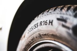 Grizzly Auto & Tire