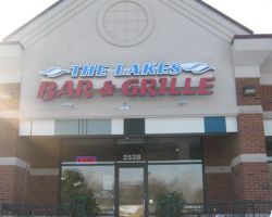 The Lakes Bar & Grille