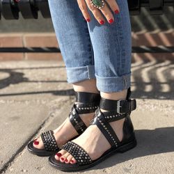 Two Sole Sisters