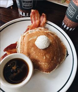 Corner Bakery Cafe