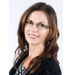 Julie Adams, LIFESTYLE LIVING REAL ESTATE, LLC