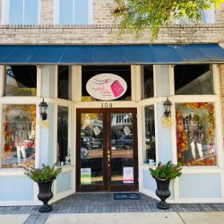 The Pink Valise Boutique