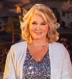 Vegas Luxury Real Estate For Sale | Kristen Routh-Silberman