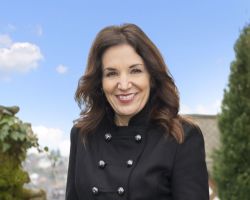 Beth Billington, Global Luxury Specialist