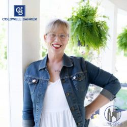 Theresa Mesaros, CB Full Circle Team