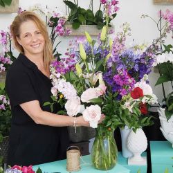 Love's Flower Shop