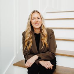 Ashley Crisostomo Realtor®