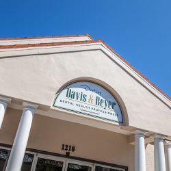 Davis And Beyer Dental Health Professionals & Spa