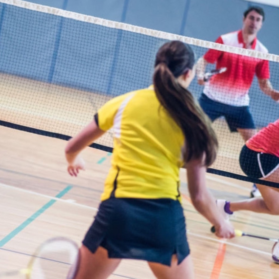 Social badminton