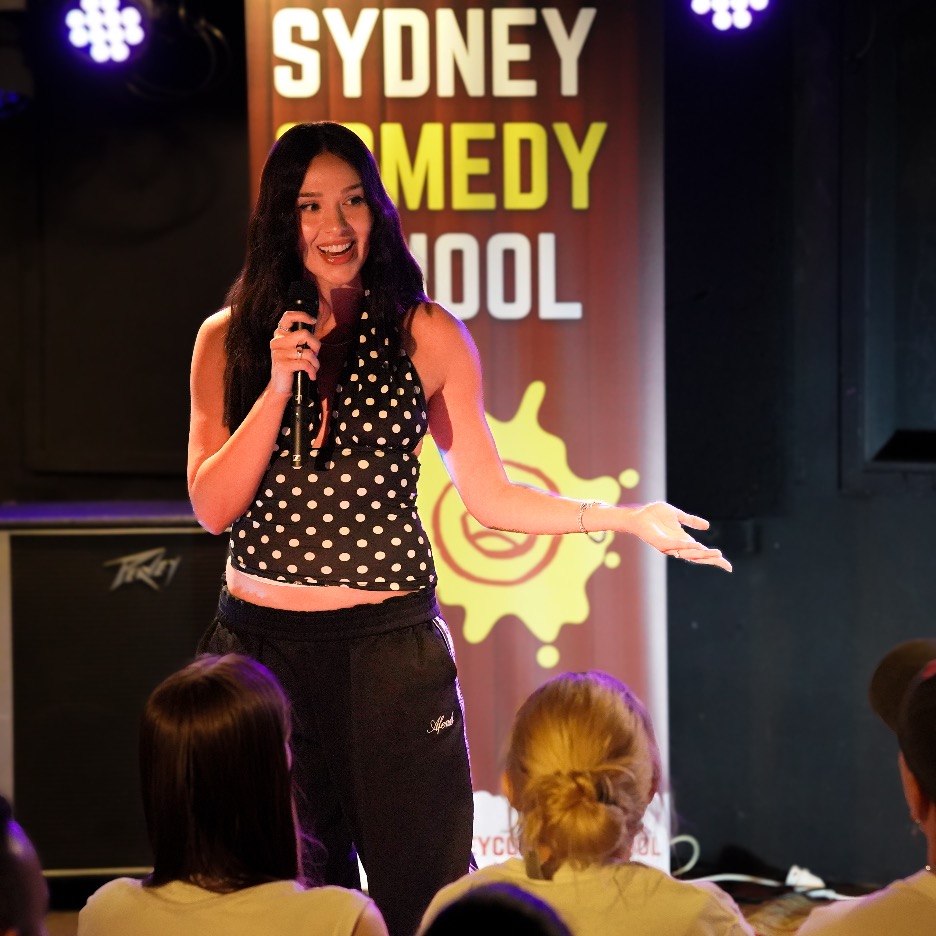 Stand-Up comedy course + perform (4 weeks)