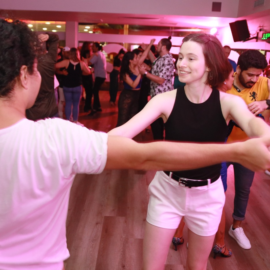 Bachata classes for beginners at Tropical Soul Dance Studio
