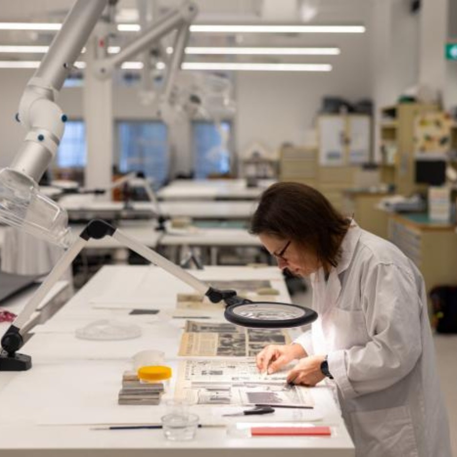 Experts in the stacks