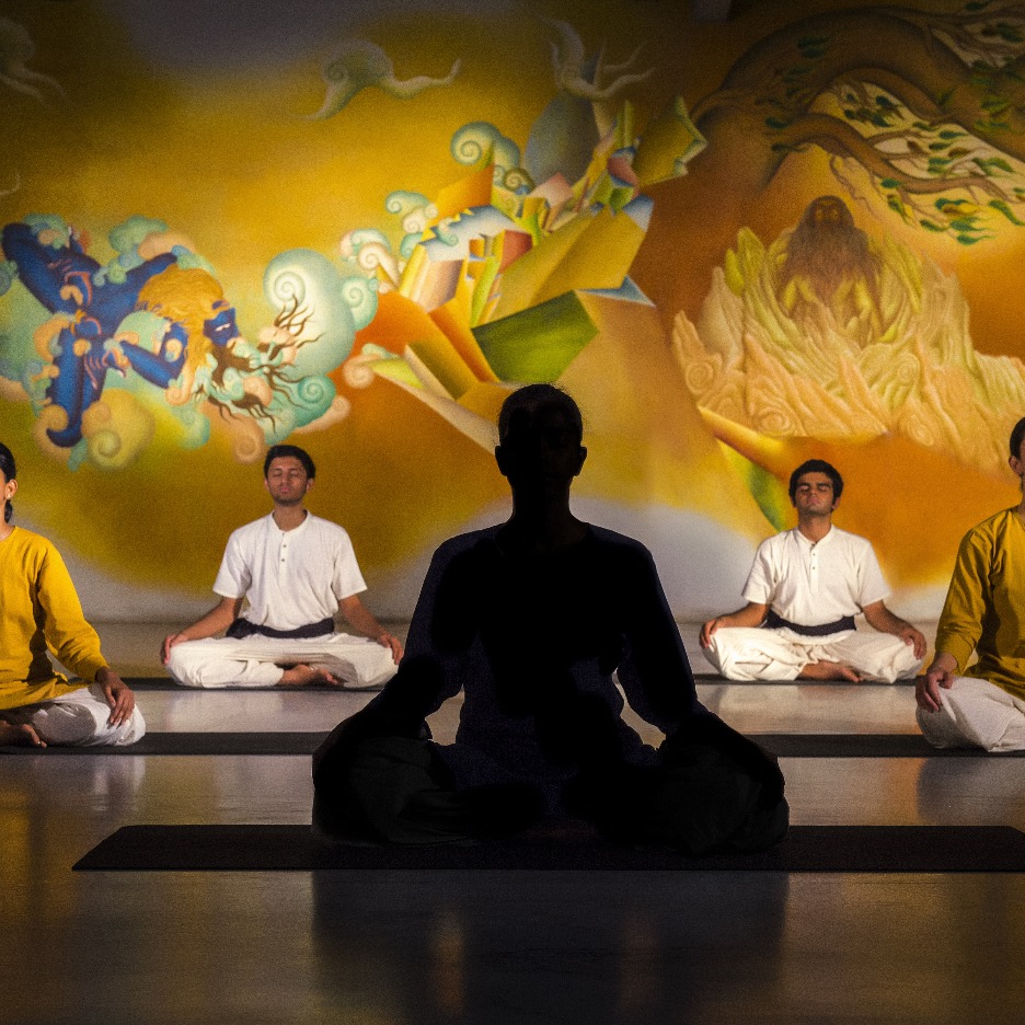 Free Classical Yoga Taster - It's Not What You Expect !