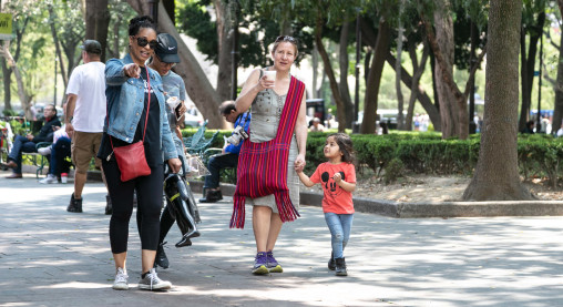 Family day in Mexico City with a local