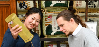 Step into the city’s story. Experience time-honored traditions, meet passionate artisans, and explore cultural landmarks that bring history to life.