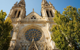Bordeaux Through Craft, Faith & Quiet Rituals