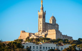 Essential Marseille: Famous Sites & Local Stories
